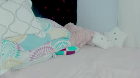 Alexa online show from November 2025 04:08:02 PM