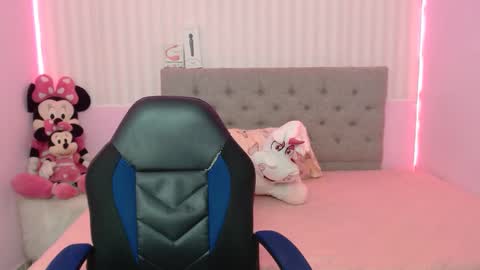 Snapshot of _sexyredhead_ chatting on March 2025 12:12:01 PM KATA online show from March 2025 12:12:01 PM