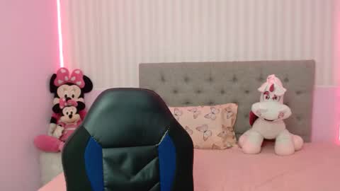 Snapshot of _sexyredhead_ chatting on March 2025 06:11:01 PM KATA online show from March 2025 06:11:01 PM