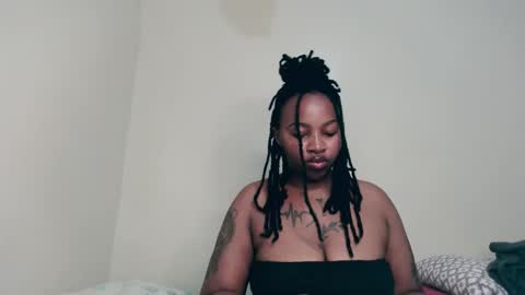 _sexysquirter online show from December 2025 06:02:01 PM