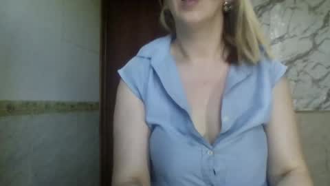 Snapshot of _sexyxsveta_ chatting on June 2026 02:29:01 AM SexyXSveta online show from June 2026 02:29:01 AM
