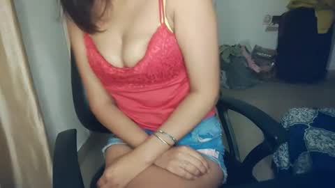 Snapshot of _shalini_0 chatting on October 2025 04:17:02 PM _shalini_0 online show from October 2025 04:17:02 PM