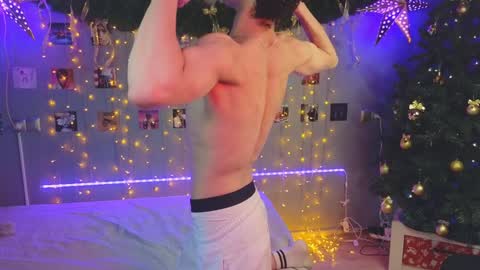 Snapshot of _side_by_you_ chatting on December 2024 11:18:01 AM NATHANPVT IS OPEN online show from December 2024 11:18:01 AM