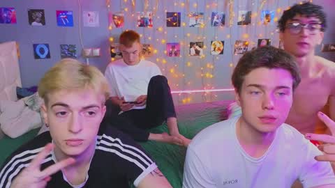 Snapshot of _side_by_you_ chatting on January 2025 11:23:02 AM NATHANPVT IS OPEN online show from January 2025 11:23:02 AM