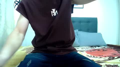 _skyleer_ online show from September 2025 07:58:02 PM