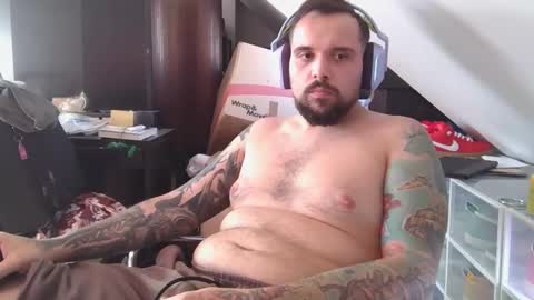 Snapshot of _smiley_bear27 chatting on October 2025 05:50:02 AM _smiley_bear27 online show from October 2025 05:50:02 AM