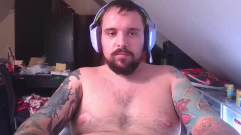 Snapshot of _smiley_bear27 chatting on October 2025 08:37:01 AM _smiley_bear27 online show from October 2025 08:37:01 AM