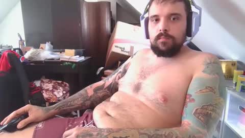 Snapshot of _smiley_bear27 chatting on November 2025 04:13:02 AM _smiley_bear27 online show from November 2025 04:13:02 AM