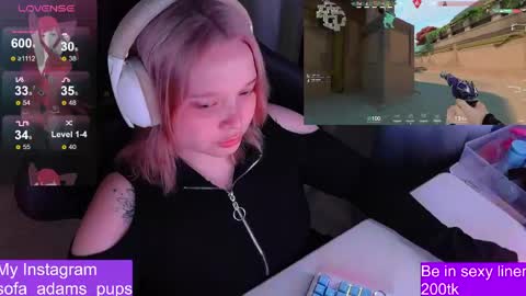 Snapshot of _sofia_adam_ chatting on May 2026 06:38:02 PM pups online show from May 2026 06:38:02 PM