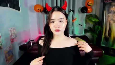 Brittany online show from October 2025 12:51:02 AM