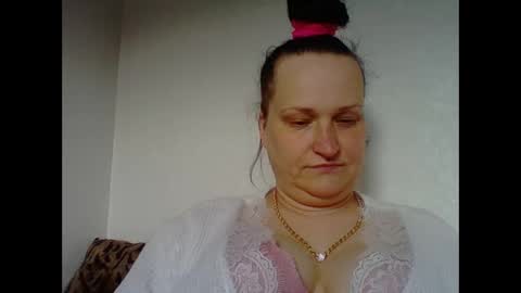 Melisa online show from February 2025 01:07:01 PM