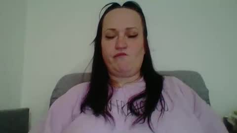Melisa online show from October 2025 04:30:01 AM