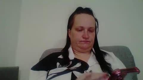 Melisa online show from November 2025 07:13:01 PM
