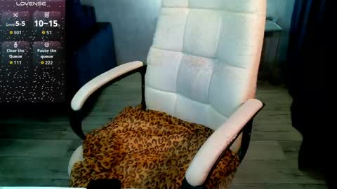 Snapshot of _sweet_ruby_ chatting on May 2026 10:12:02 AM Milana welcome to my world online show from May 2026 10:12:02 AM
