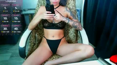 Snapshot of _sweet_ruby_ chatting on June 2026 08:59:02 AM Milana welcome to my world online show from June 2026 08:59:02 AM