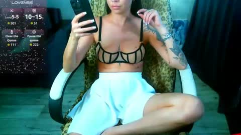 Snapshot of _sweet_ruby_ chatting on June 2026 09:14:01 AM Milana welcome to my world online show from June 2026 09:14:01 AM