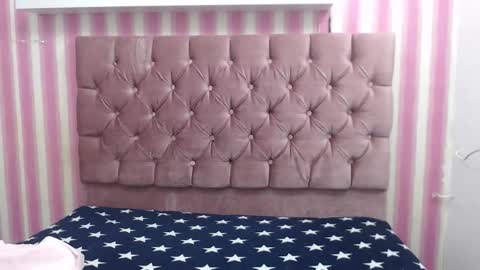 _sweettcandy_ online show from March 2026 12:33:02 PM