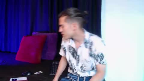    online show from January 2025 09:24:01 PM