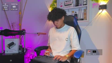 Snapshot of _taylor_black chatting on June 2026 09:10:01 PM Taylor online show from June 2026 09:10:01 PM