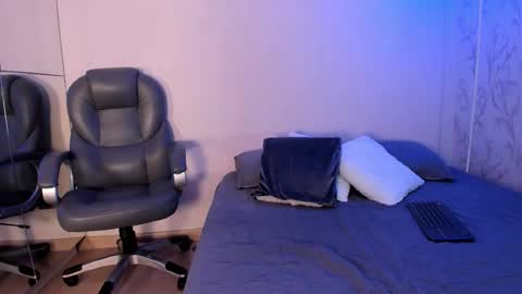 _taylorblack online show from February 2026 11:39:01 AM