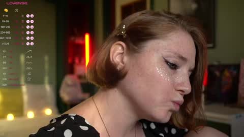 Evi online show from April 2026 04:32:02 PM