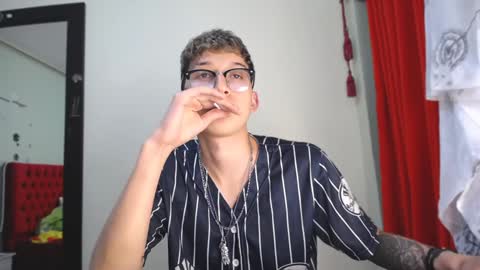 Thomas online show from December 2024 10:22:01 PM