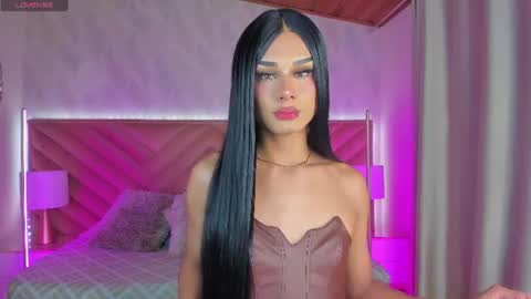 Snapshot of _tiffany_collins chatting on June 2026 09:19:02 PM tiffany online show from June 2026 09:19:02 PM
