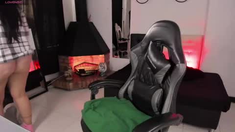 Tifany online show from February 2025 12:25:02 PM