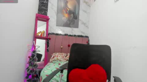 tinny online show from December 2024 05:48:01 PM