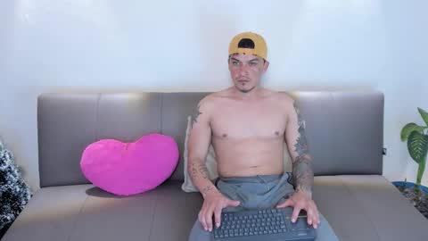 Tommy and Grace online show from December 2025 03:48:01 AM