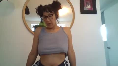 _tutti_frutti_ online show from June 2026 09:17:02 PM