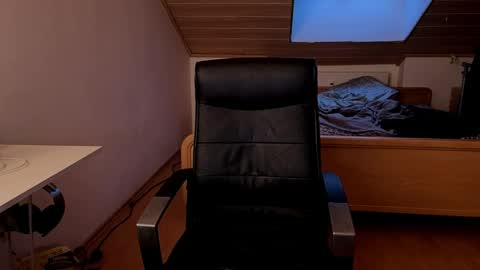 Vlad online show from April 2026 06:12:01 PM