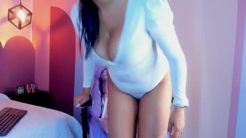 _valeryboobs_ online show from November 2025 01:00:02 PM
