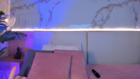 Valery online show from November 2025 12:32:02 AM