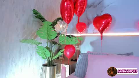 Snapshot of _valeryysmith_ chatting on February 2026 07:51:01 AM Valery online show from February 2026 07:51:01 AM