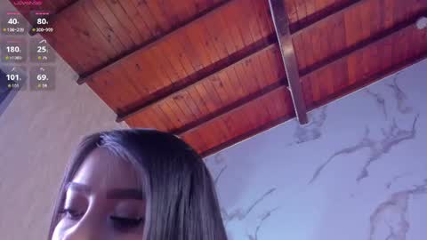 Snapshot of _valeryysmith_ chatting on June 2026 04:06:02 AM Valery online show from June 2026 04:06:02 AM