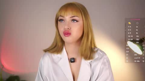 Viola online show from November 2025 07:01:02 PM