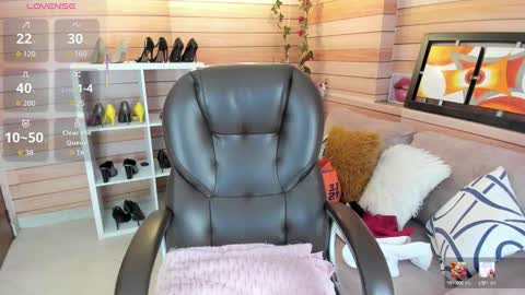 Snapshot of _victoria_collins chatting on February 2026 12:10:02 PM Sol online show from February 2026 12:10:02 PM