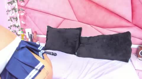 _violeta_18 online show from September 2025 05:06:02 AM