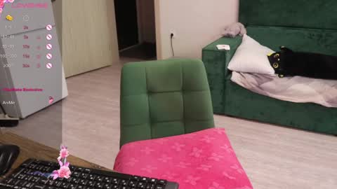 Snapshot of _viv1an_ chatting on December 2024 11:26:01 AM Alis online show from December 2024 11:26:01 AM