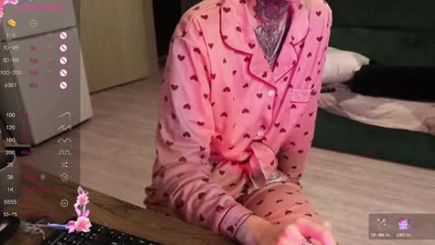 Snapshot of _viv1an_ chatting on December 2024 02:30:01 PM Alis online show from December 2024 02:30:01 PM