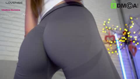 Lily online show from February 2025 08:29:02 PM