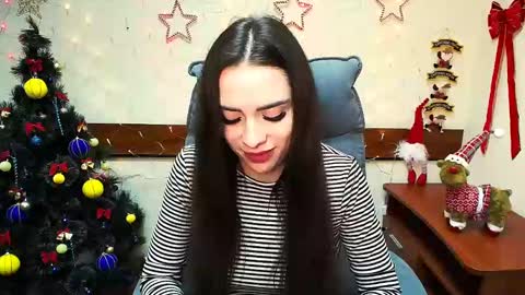 Snapshot of _your_fantasy_girl chatting on December 2024 12:42:02 AM Alisa online show from December 2024 12:42:02 AM