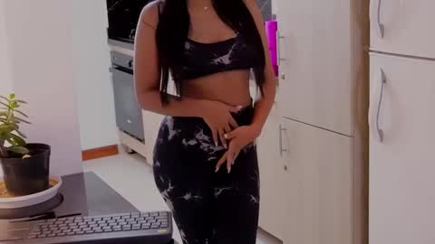 Macca and Ana online show from January 2025 03:59:02 PM