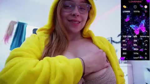 Polly online show from November 2025 09:24:01 AM