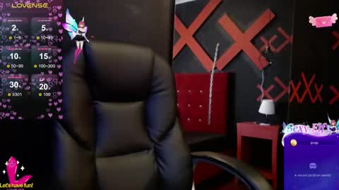 Yuyi online show from February 2025 11:17:02 AM