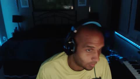 a4orce online show from April 2026 01:19:01 AM