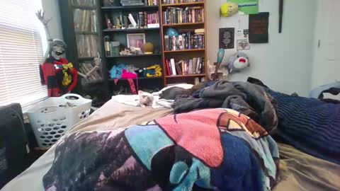 Snapshot of a_bored_dragon chatting on March 2025 06:33:01 PM A Bored Dragon online show from March 2025 06:33:01 PM