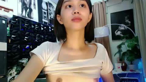 Lovely Yana  online show from April 2026 12:16:02 PM