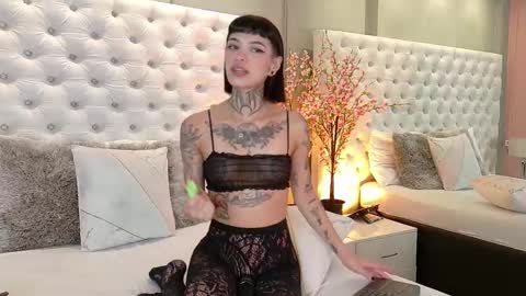 Snapshot of aa_lunit chatting on September 2025 02:41:02 PM Luni  online show from September 2025 02:41:02 PM